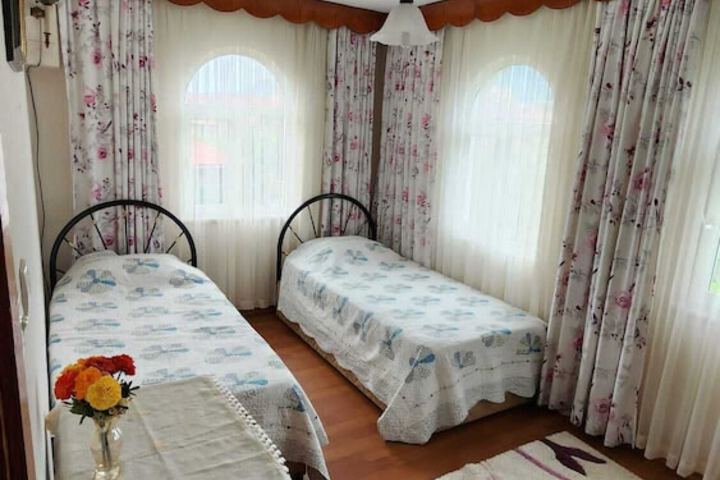 Room 10 of 51