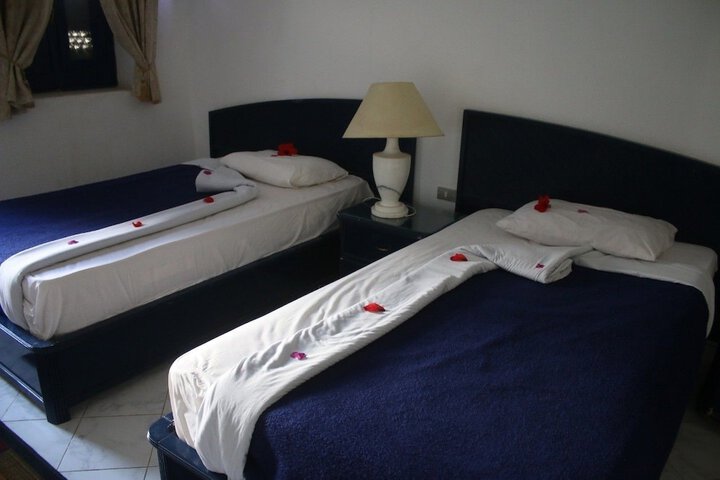 Room 12 of 12