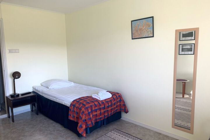 Room 16 of 54