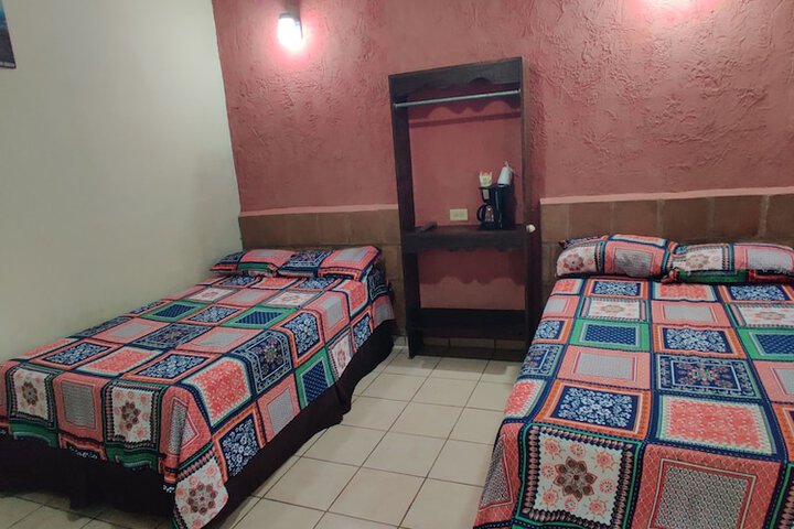 Room 19 of 48