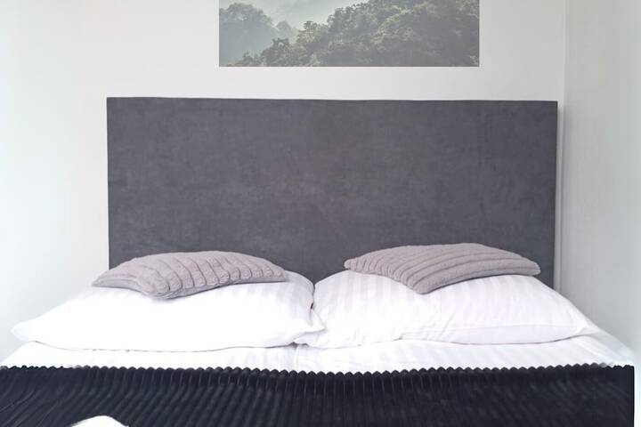 Room 16 of 58