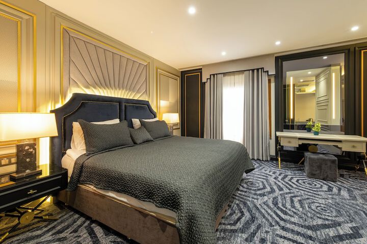 Room 21 of 97