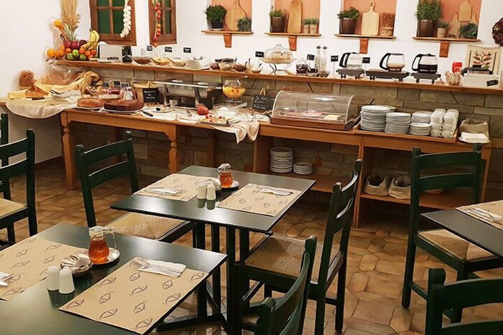 Breakfast/Coffee Service 16 of 20