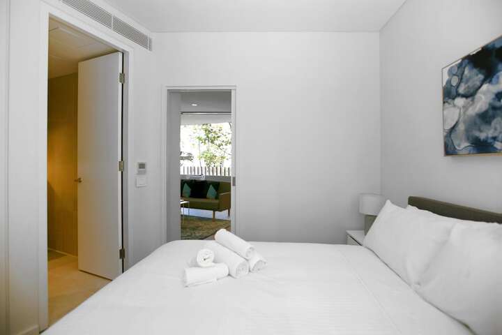 Room 5 of 19