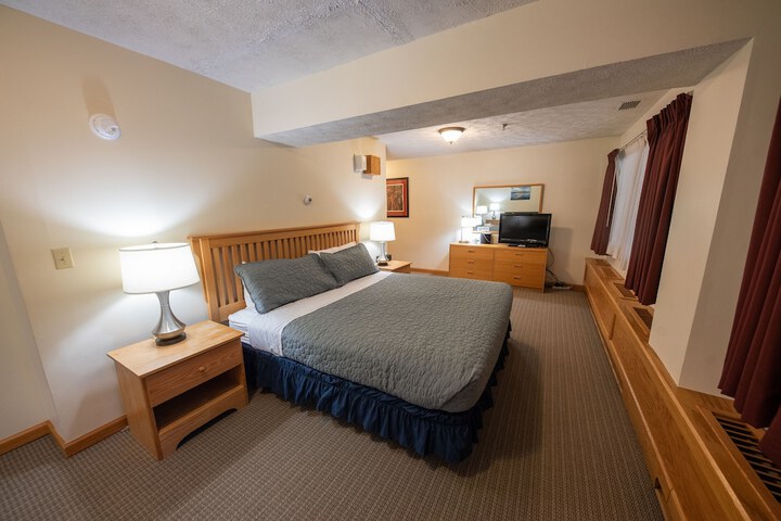 Room 14 of 125