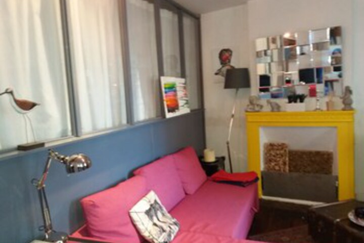 Room 11 of 27