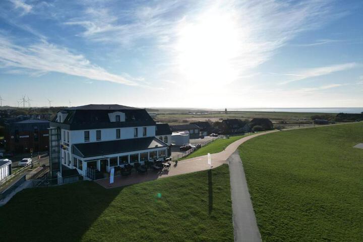 Strandhotel Dagebüll direkt an der Nordsee mit Restaurant
