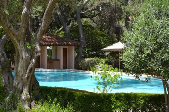 Pool 29 of 46