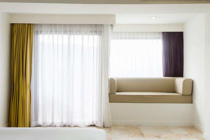 Room 19 of 90