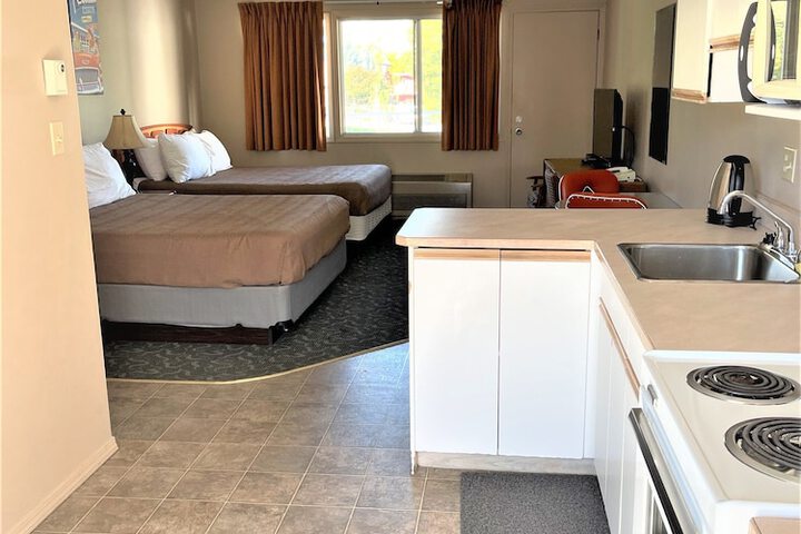 Room 4 of 39