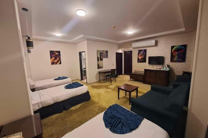 Room 20 of 53