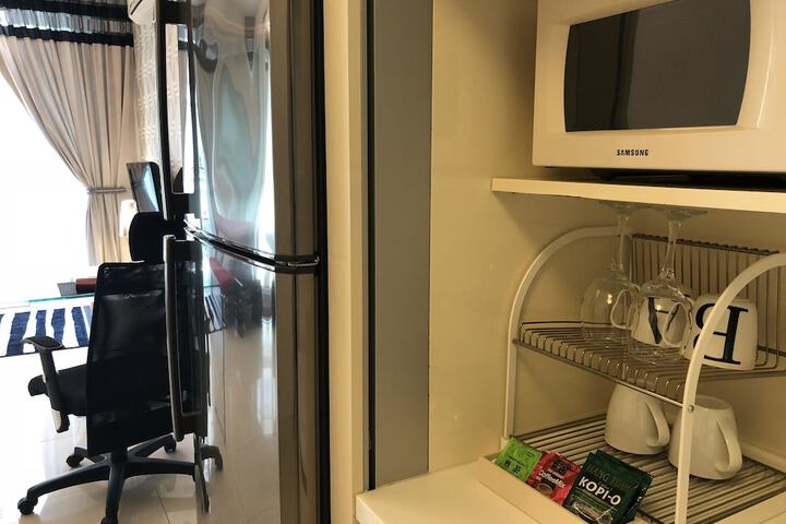 Room 6 of 53
