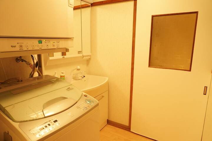 Room 18 of 23