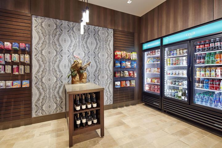 Snack bar