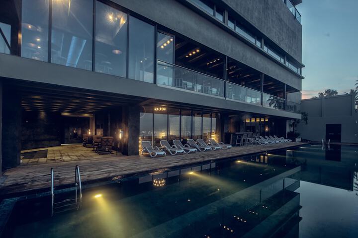 Pool 37 of 59