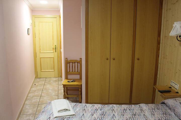 Room 12 of 44