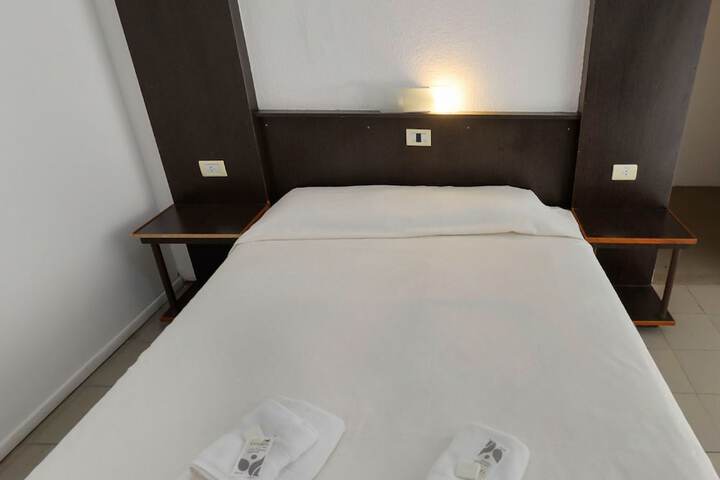 Room 20 of 57