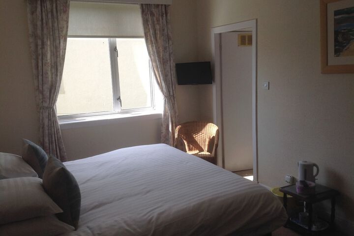 Room 2 of 15