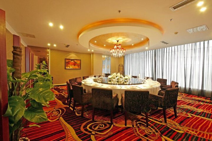 Guilin Parliz Commercial Hotel