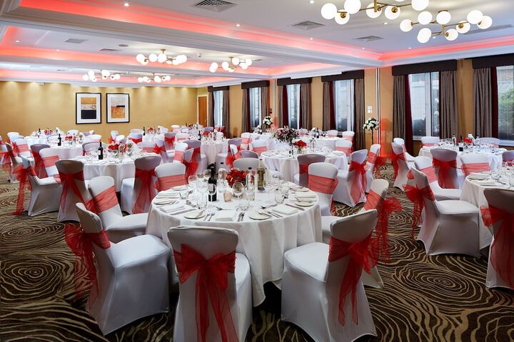 Ballroom/Hall 67 of 72