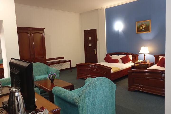Room 18 of 51