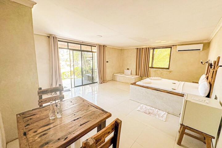 Room 9 of 48