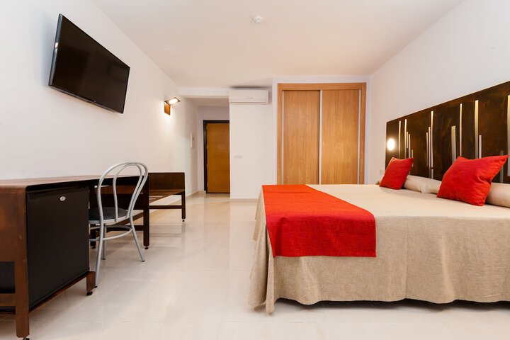 Room 7 of 46
