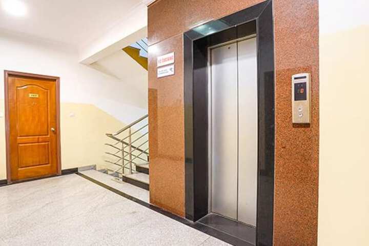 Fabhotel The Kings Suites