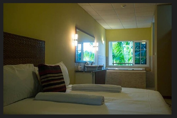 Room 7 of 70