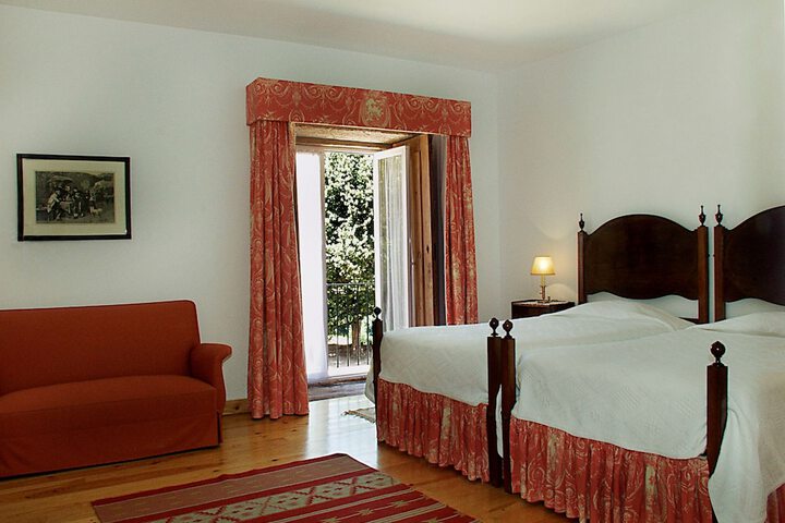 Room 6 of 22