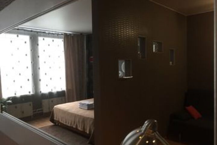 Room 44 of 103