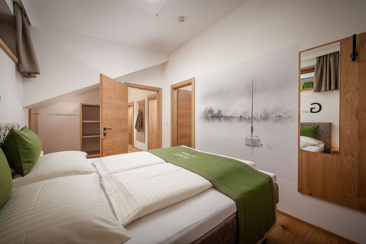 Room 12 of 60