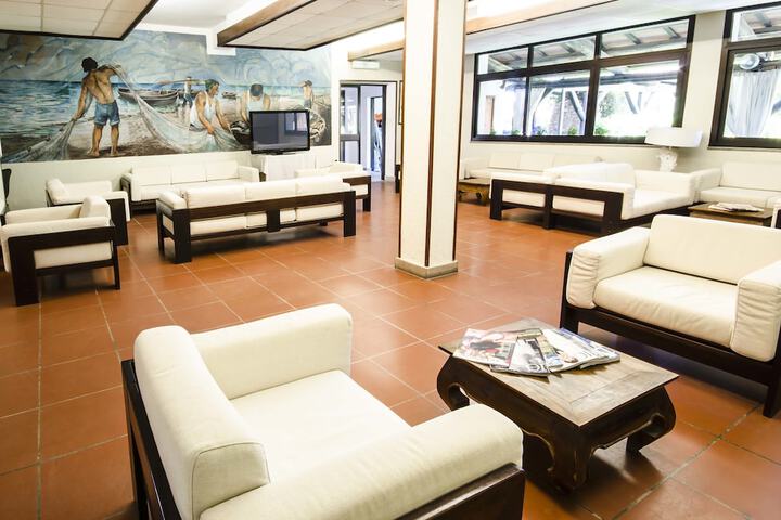 Hotel Interior 10 of 87