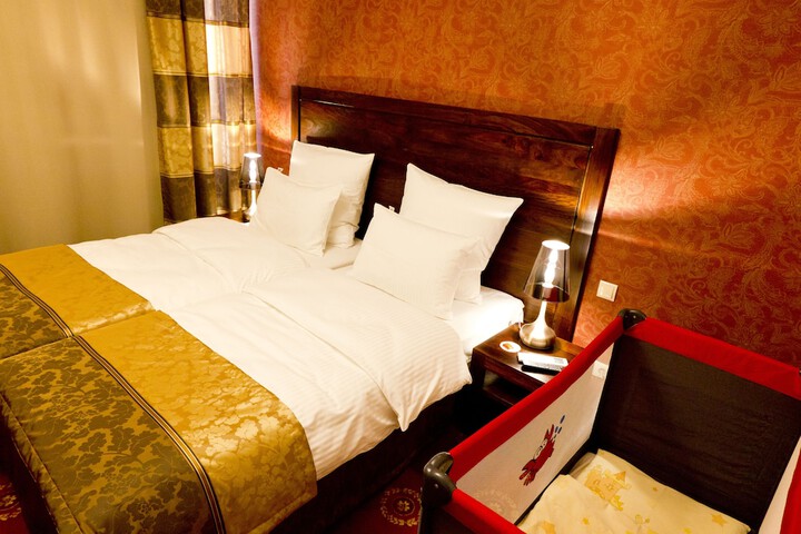 Room 38 of 60