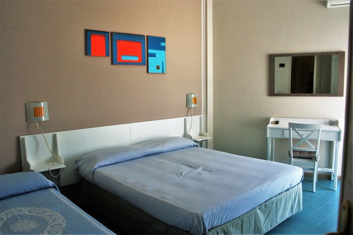 Room 7 of 59