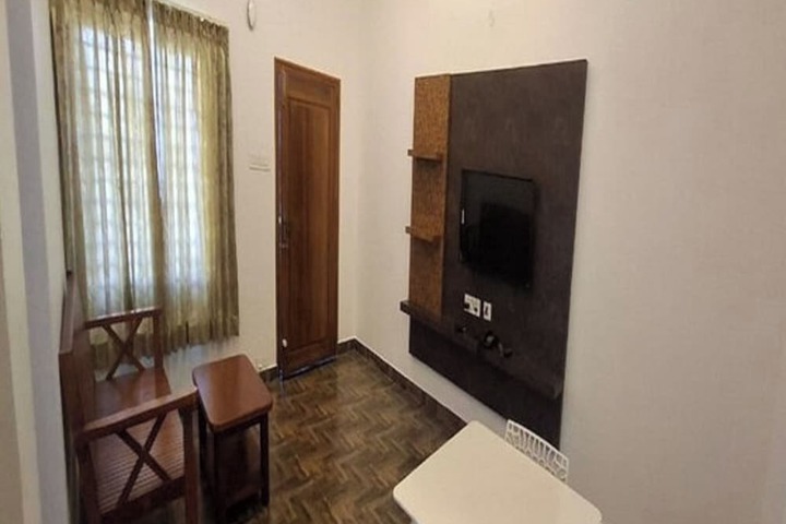 Room 15 of 26
