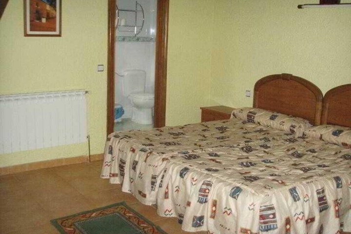 POSADA DE MONTANERO