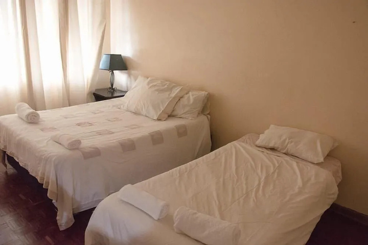 Room 4 of 18