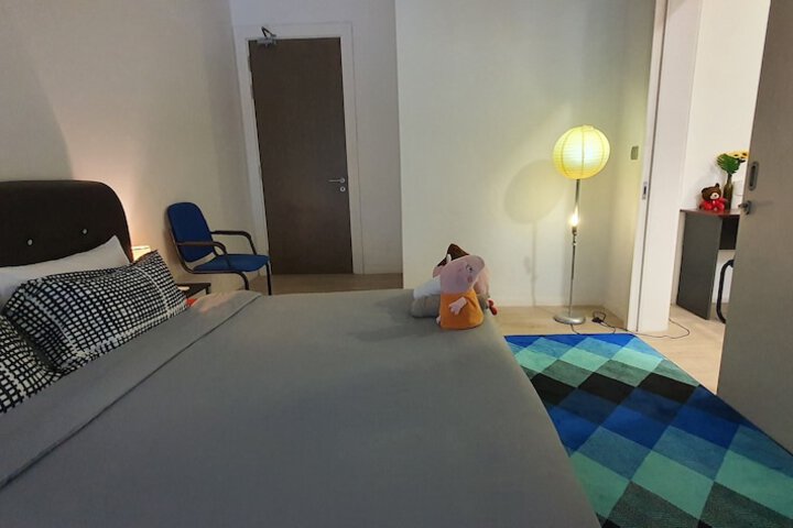 Room 51 of 226