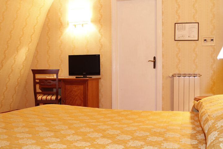 Room 29 of 45
