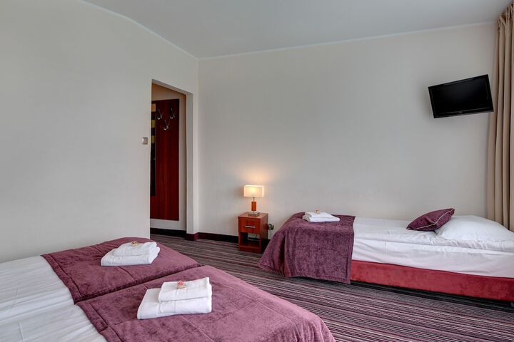 Room 12 of 70