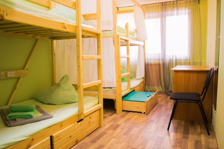 Room 16 of 30