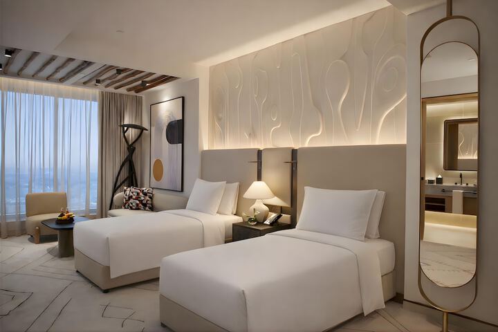 Room 35 of 154