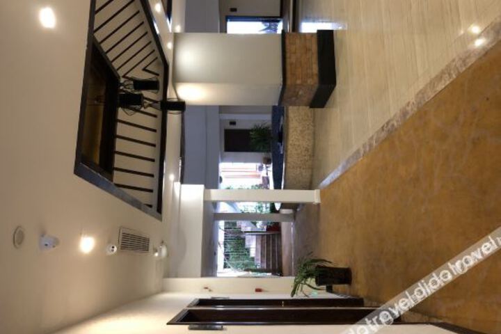 Hotel Interior 9 of 23