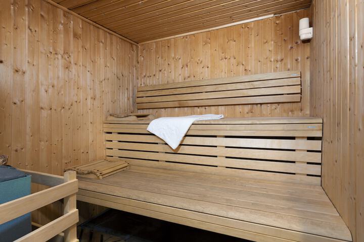 Spa 54 of 75