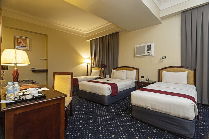 Room 3 of 36