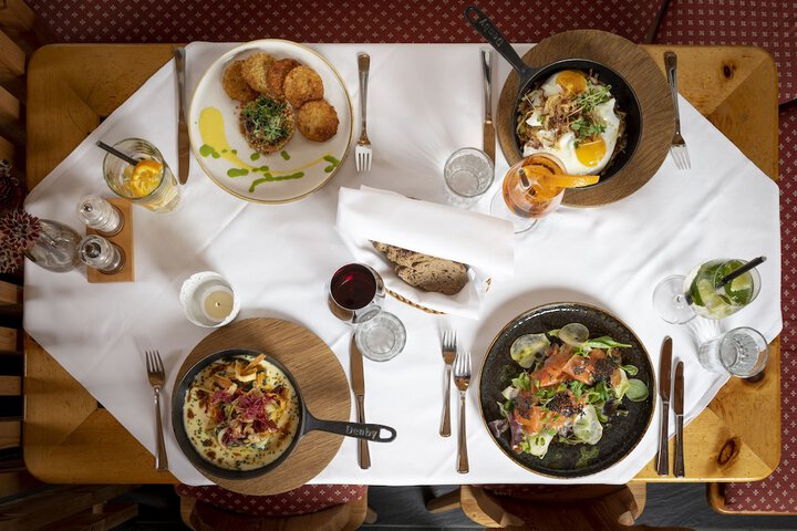 Dining 202 of 245