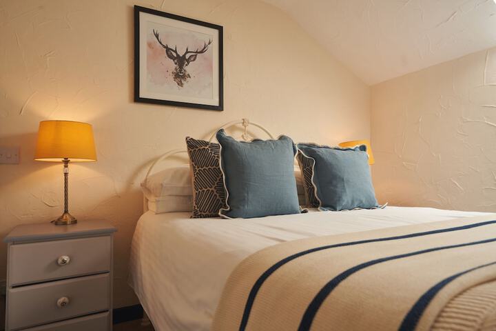 Room 15 of 60