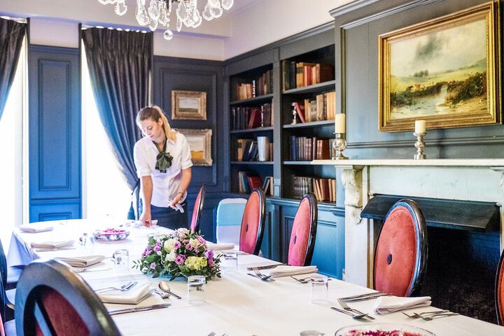 Dining 86 of 190