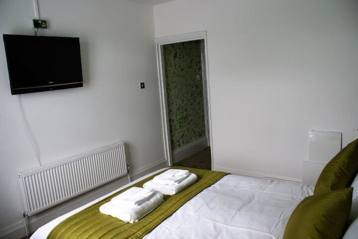Room 19 of 73